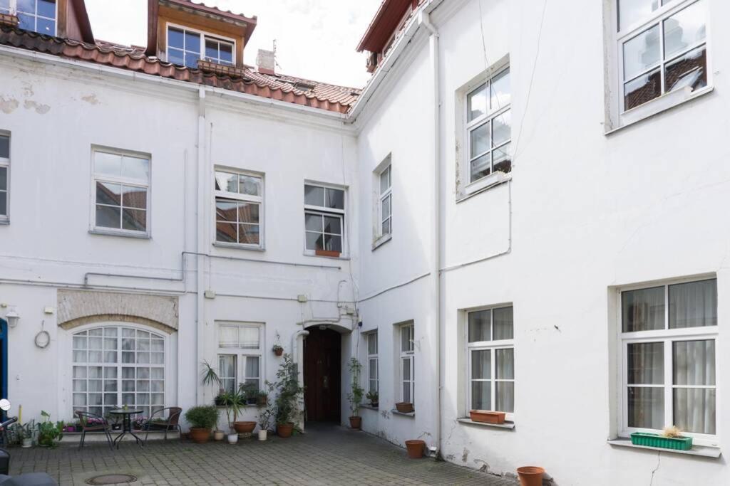 Private Sauna & 4 Bedrooms Old Town Rooftop Apartment ヴィリニュス エクステリア 写真
