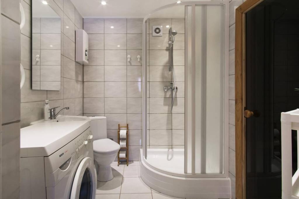 Private Sauna & 4 Bedrooms Old Town Rooftop Apartment ヴィリニュス エクステリア 写真